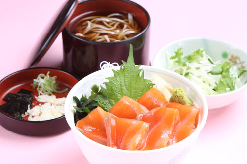 サーモン丼セット